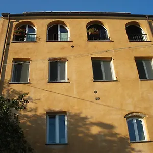 Nelly G Bed & Breakfast