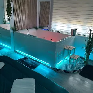 https://lungomare-panorama-luxury-suite.catania-hotels.net